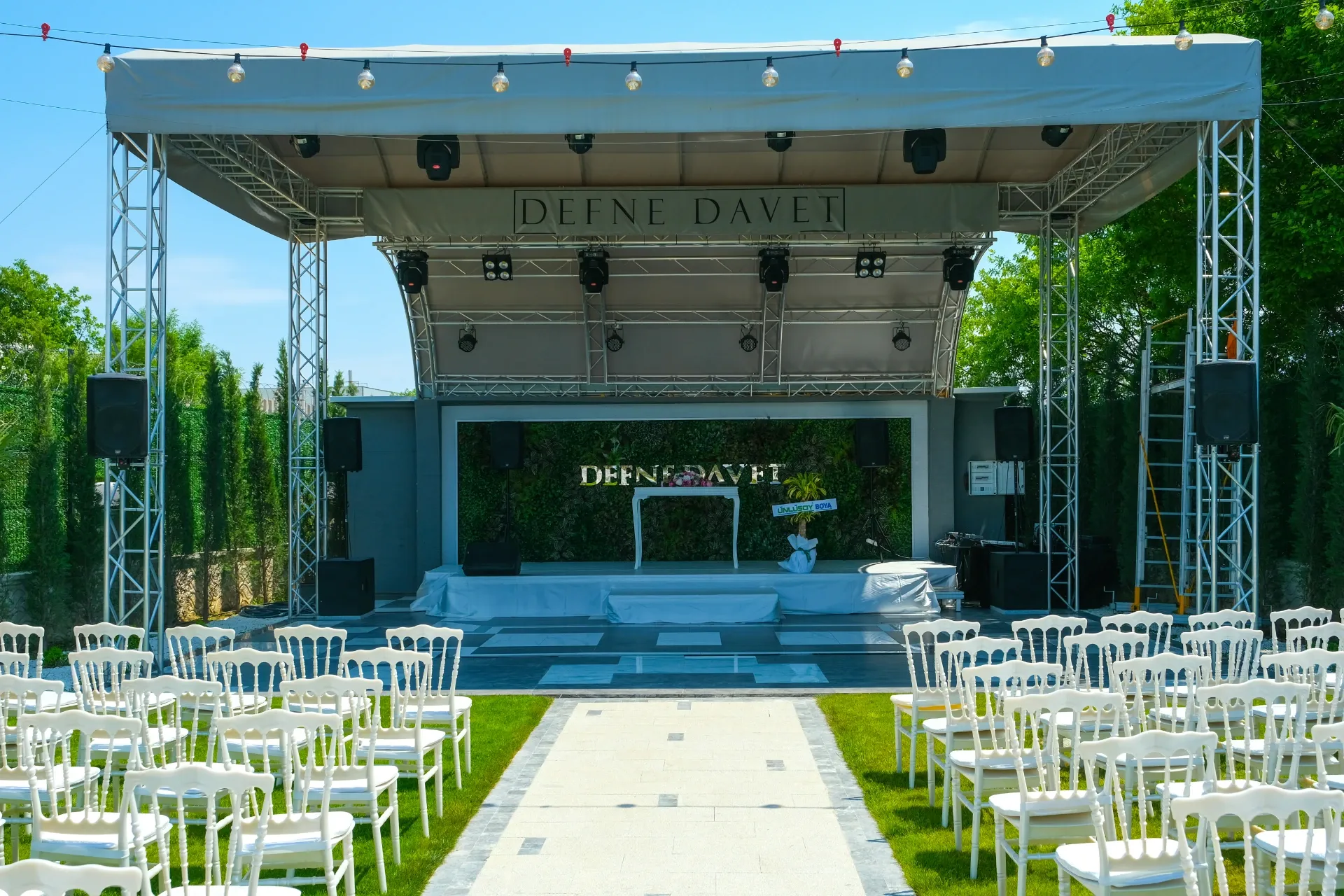 Defne Davet galeri 2