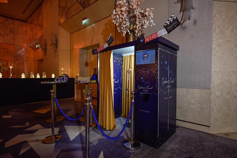 Atasar Prodüksiyon / Photobooth Türkiye / Social360 / Mirrorbooth