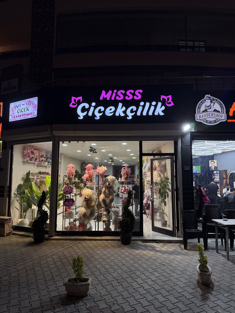 MİSSS ÇİÇEKÇİLİK CANLI & YAPAY ÇİÇEK - DEKORASYON